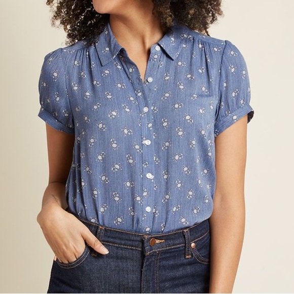 ModCloth Breezy Peasy Button-Up Top in 1X - Picture 1 of 7